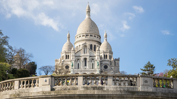 Flâner en amoureux à Montmartre pendant l’automne